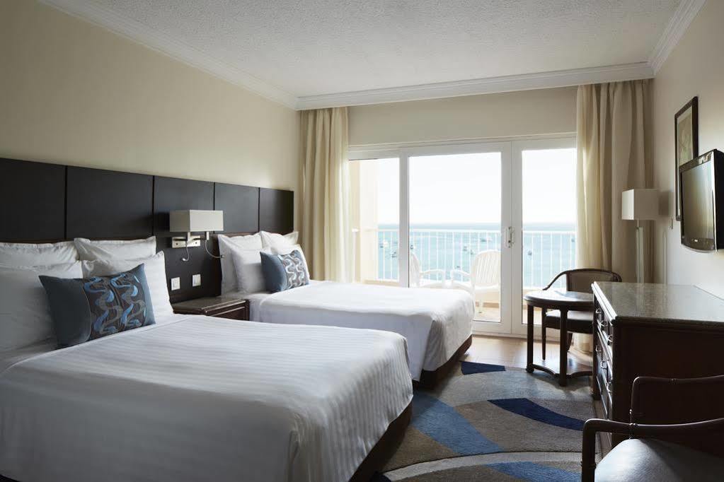 Hurghada Suites & Apartments Serviced By Marriott Eksteriør billede A guest room at the Hilton San Diego Bayfront